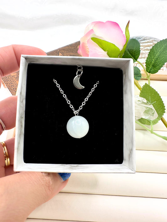 Amuleto Sfera Pietra di Luna Bianca